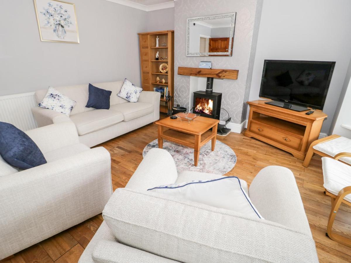 Holiday home 1 River View Terrace Llandudno Junction