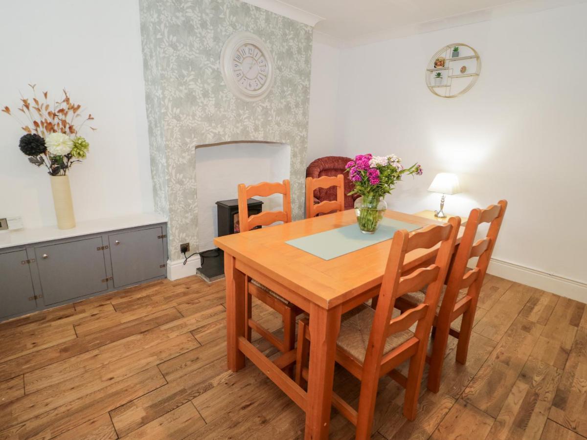 Holiday home 1 River View Terrace *