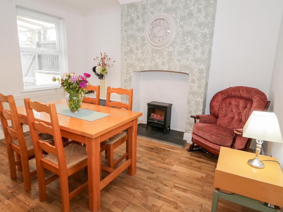 Holiday home 1 River View Terrace *